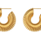 Mia Hoops