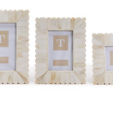 Scalloped Photo Frame