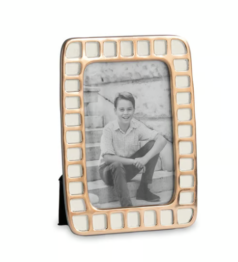 ENCANTO Mosaic Frame